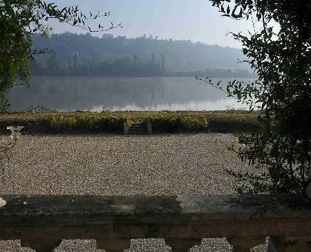 Bed & Breakfast Chateau De Montigny-rabey Isle-Saint-Georges